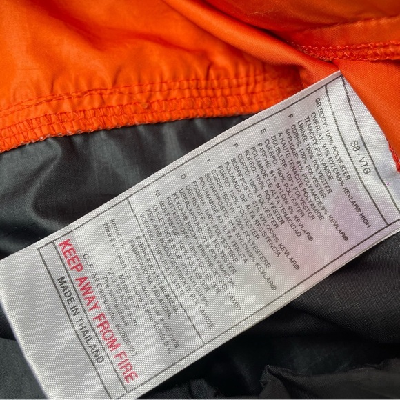 Vintage Nike ACG Two-Tone Packable Windbreaker Jacket - Picture 5 of 10